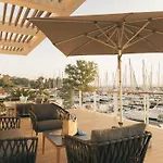 Marina Di Scarlino Ξενοδοχείο με διαμερίσματα 4*