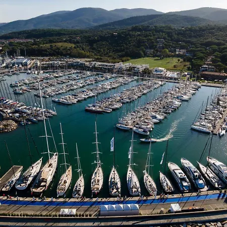 Marina Di Scarlino 4*
