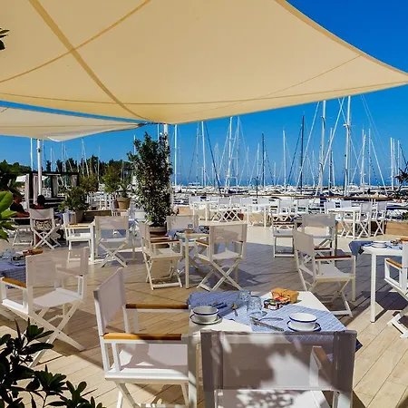 Aparthotel Marina Di Scarlino 4*