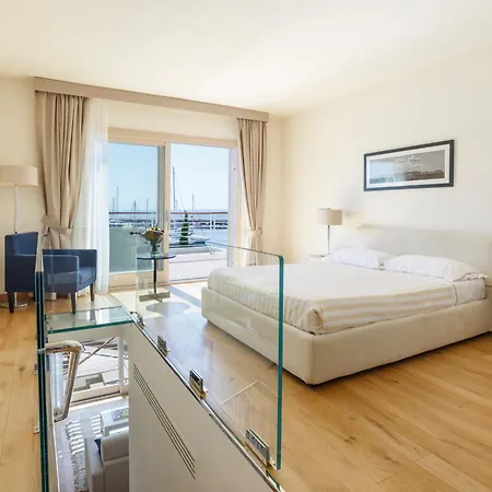Aparthotel Marina Di Scarlino 4*