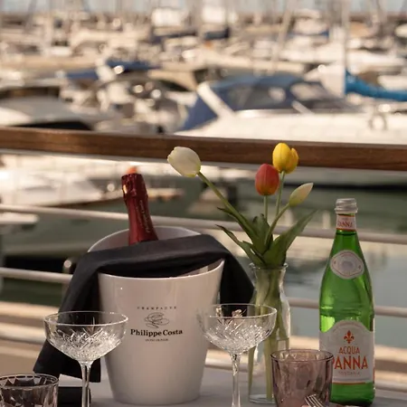 Marina Di Scarlino Aparthotel 4*