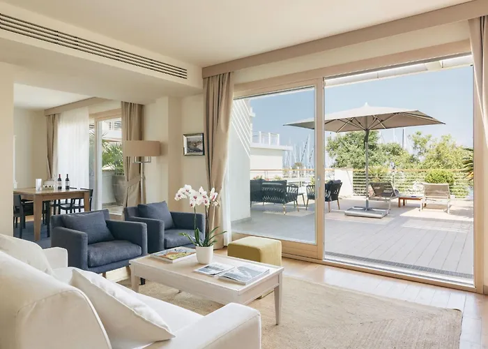 Marina Di Scarlino Apartahotel